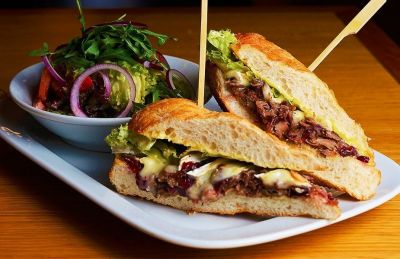 Video: Takto pripravujeme skvelý Duck Pulled Burger